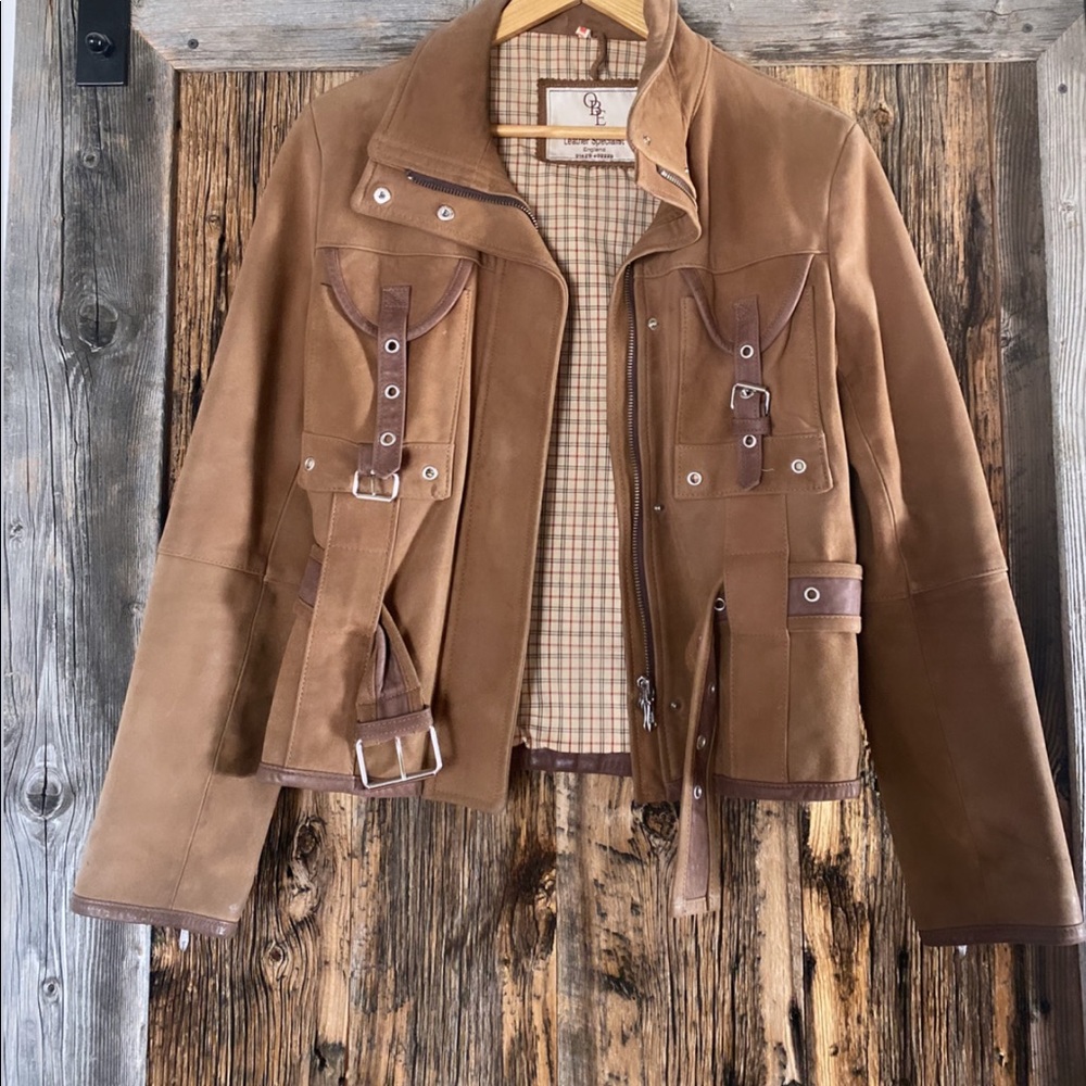 Beautiful handmade designer leather jacket lots of details excellent condition